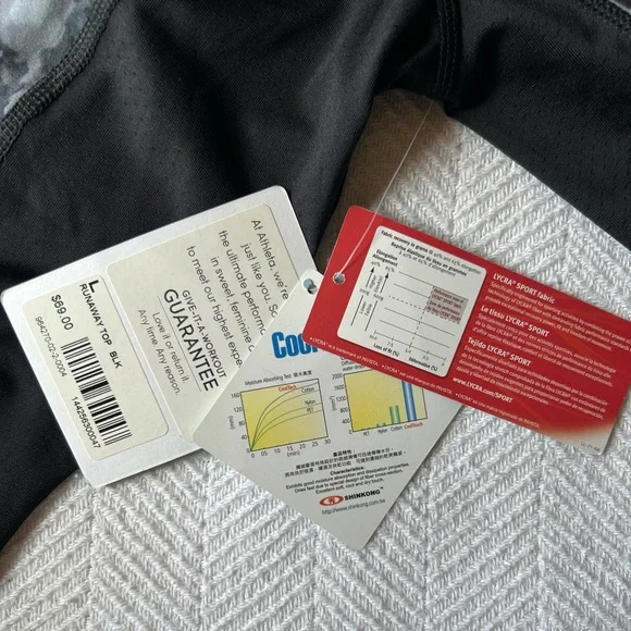 Athleta Runaway Top Black Long Sleeve Lycra Large NWT Workout Running Gym - Picture 7 of 7